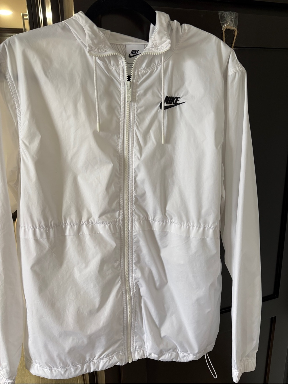 Nike Men's White Lightweight Windbreaker Jacket